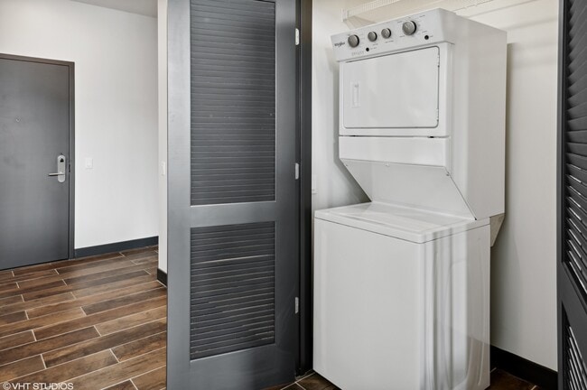 Photo - 850 W Jackson Blvd Unit 13E
