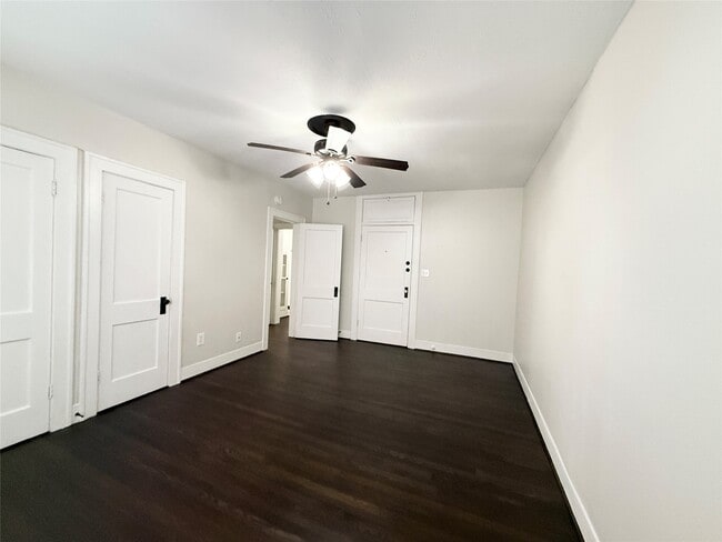 Photo - 1136 Berthea St Unit 11