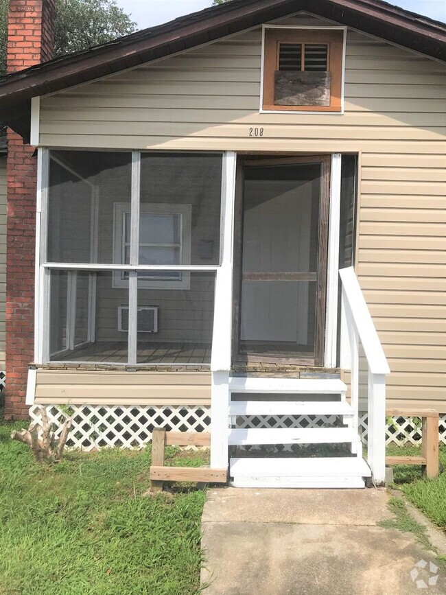 Building Photo - 1805 W Pensacola St Unit 3 Rental