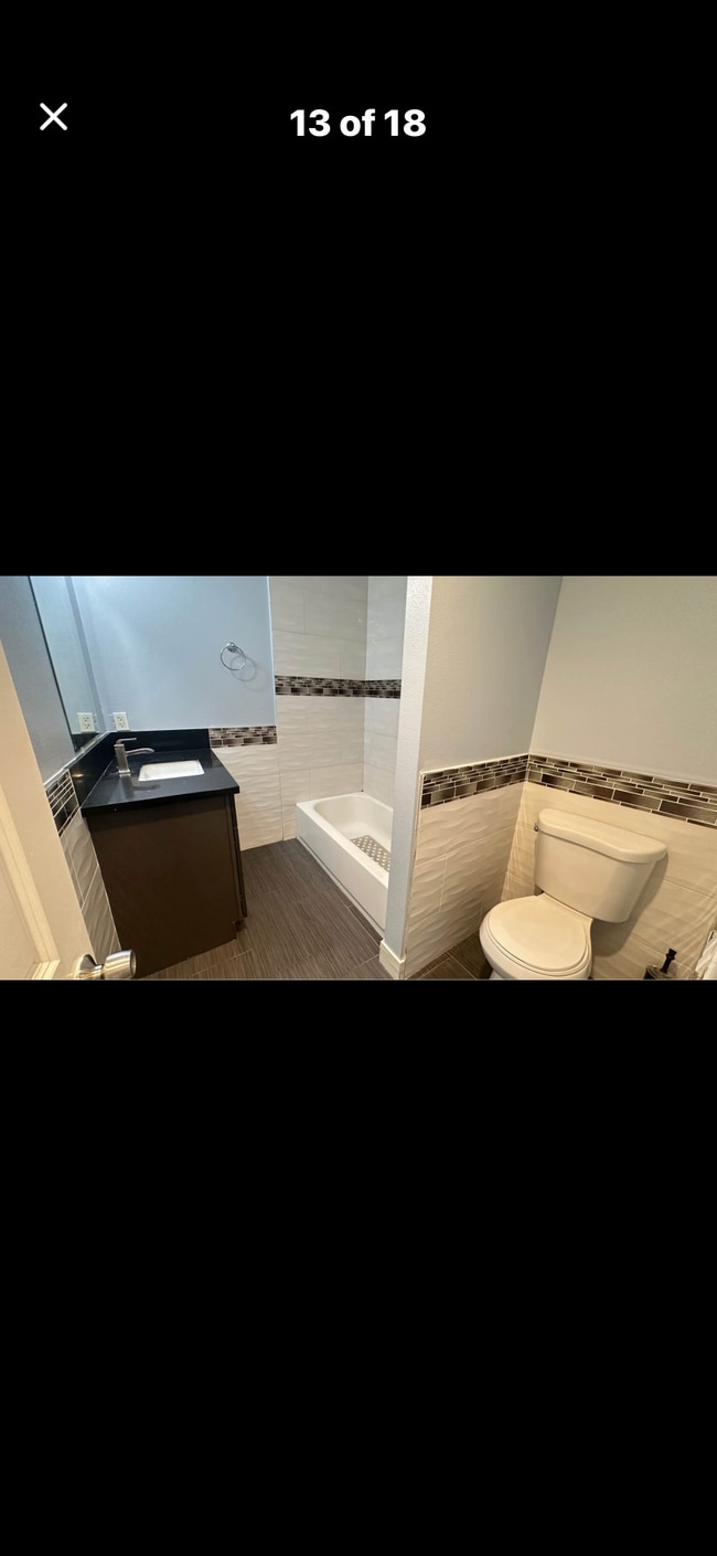 Photo - 426 N Parkside Dr Unit D