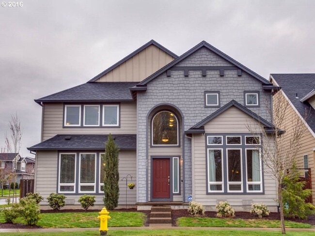 Building Photo - Stunning Home In Hillsboro 3 bedrooms, 2.5 Baths 2,608 Sq. Ft.