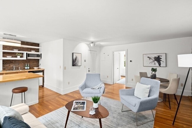 Photo - 5 Melrose St Condo Unit 3
