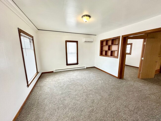 Photo - 610 S Pine St Unidad House