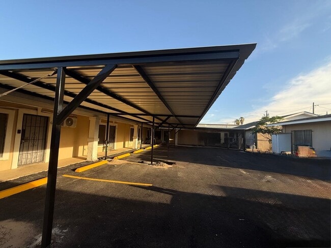 Building Photo - 3315 San Agustin Ave Unit 10