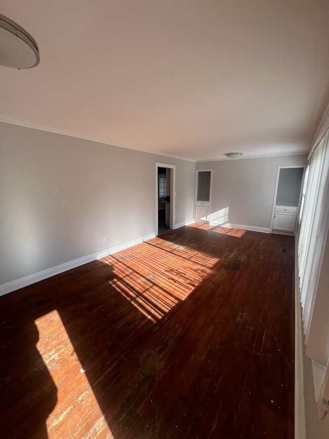 Photo - 204 Greenview Dr