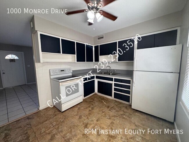 Photo - 1000 Monroe Dr