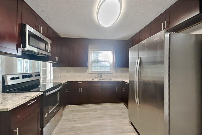 Photo - 1704 Cum Laude Way Casa