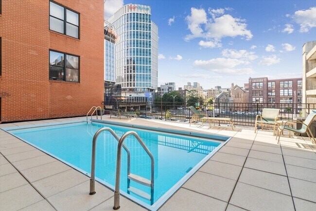 Photo - 390 Commonwealth Ave Unit 603