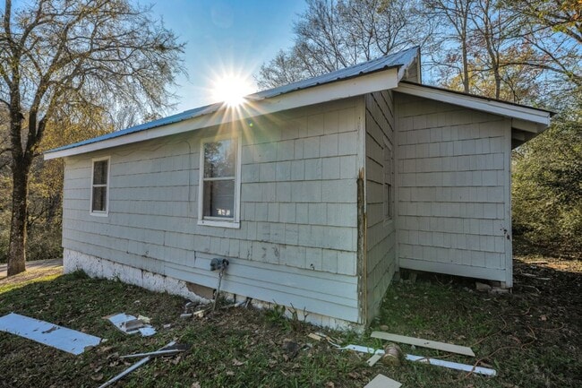 Photo - Charming Jasper Home with Modern Upgrades ...