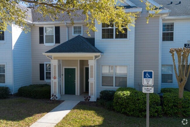 Building Photo - 225 Southern Pecan Cir Unit 202 Rental