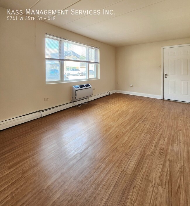 Building Photo - 5741 W 35th St Unit 01F Rental