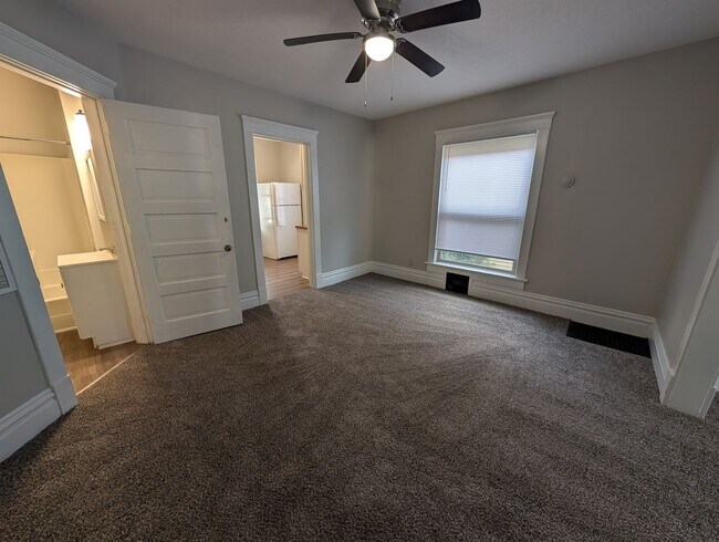 Photo - 675-677 W Lexington Ave Unit 677 W. Lexington Ave.