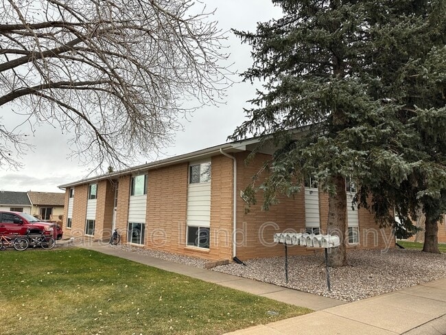 Building Photo - 1609 E Baker St