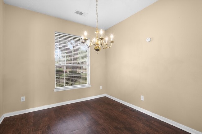 Building Photo - 17819 Scenic Oaks Dr