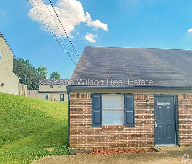 Building Photo - 3317 Steeple Cir NE Rental