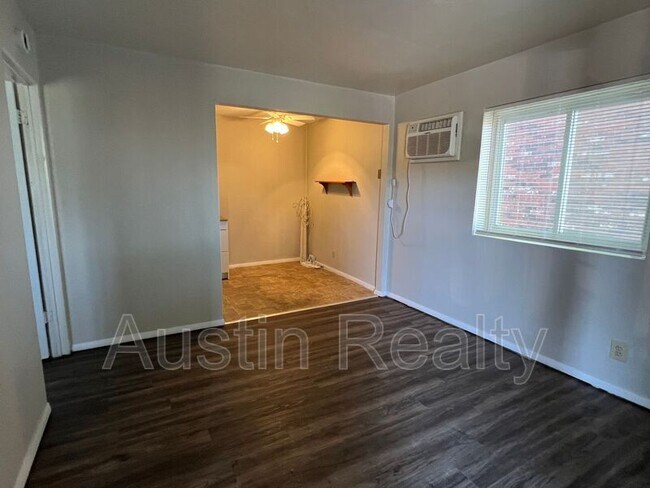 Photo - 3706 Greenwood Blvd Unit 20