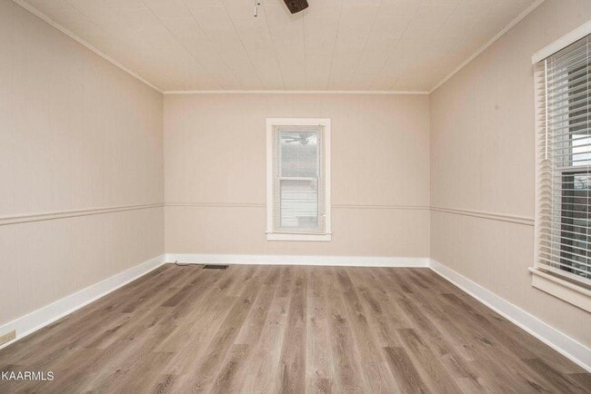 Photo - 703 W 2nd Ave