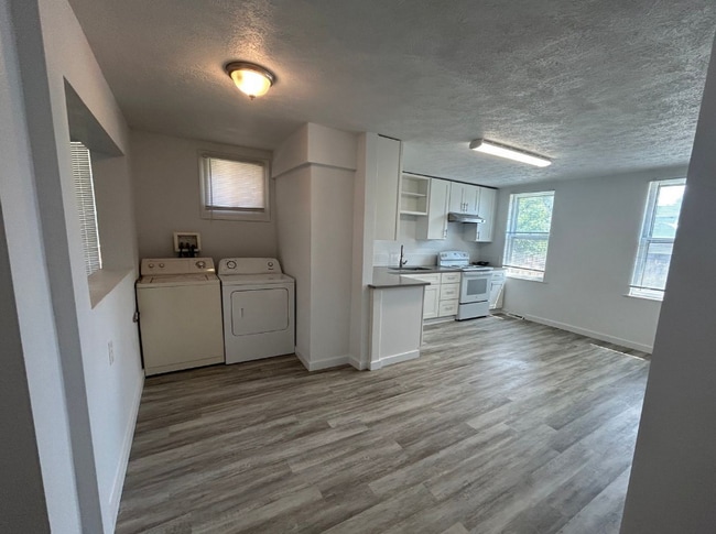 Photo - 312 E Mission Ave