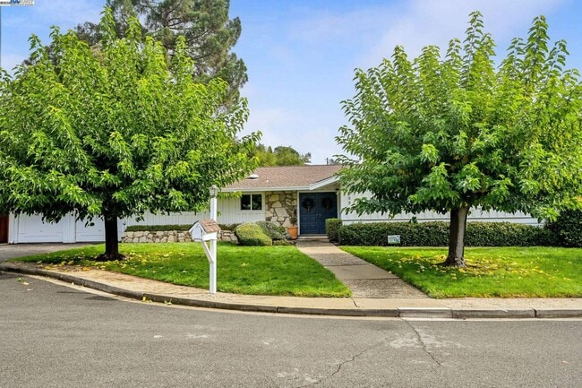 Photo - 1288 Candy Ct