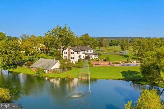 Photo - 1315 Pineville Rd House
