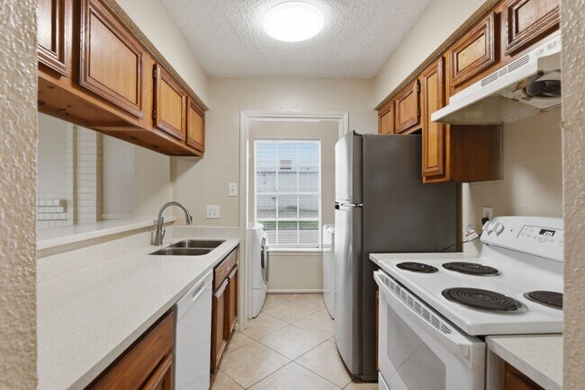Photo - 1310 Brenda Ln Unit A