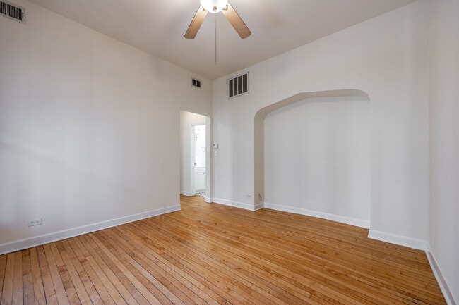 Building Photo - 2132 W Concord Pl Unit 1