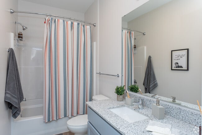 4BR, 4BA - 1630 SF 4x4 Townhome- Bathroom A