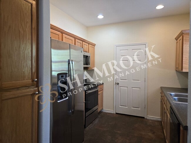 Photo - 834 Chambers Creek Cir