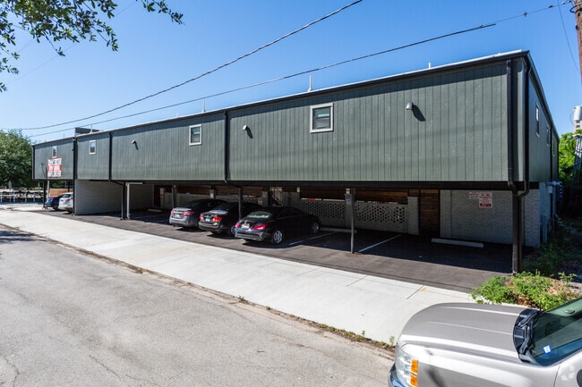 Photo - 5504 La Branch