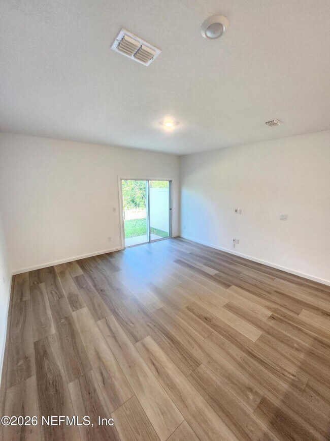 Photo - 669 Holly Lks Dr