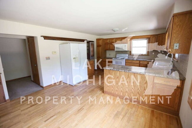 Photo - 3108 Ottogan St