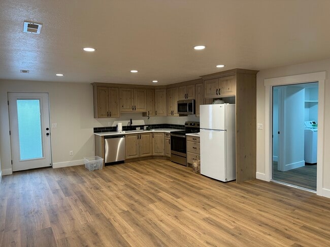 Photo - 2237 W 1370 N