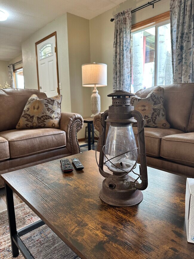 Photo - 712 SE Railroad Ave