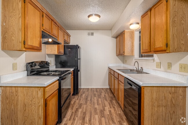 The Titan 3BR, 2BA - 1,068SF - Kitchen