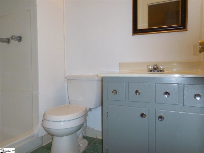 Photo - 31 Summercreek Dr