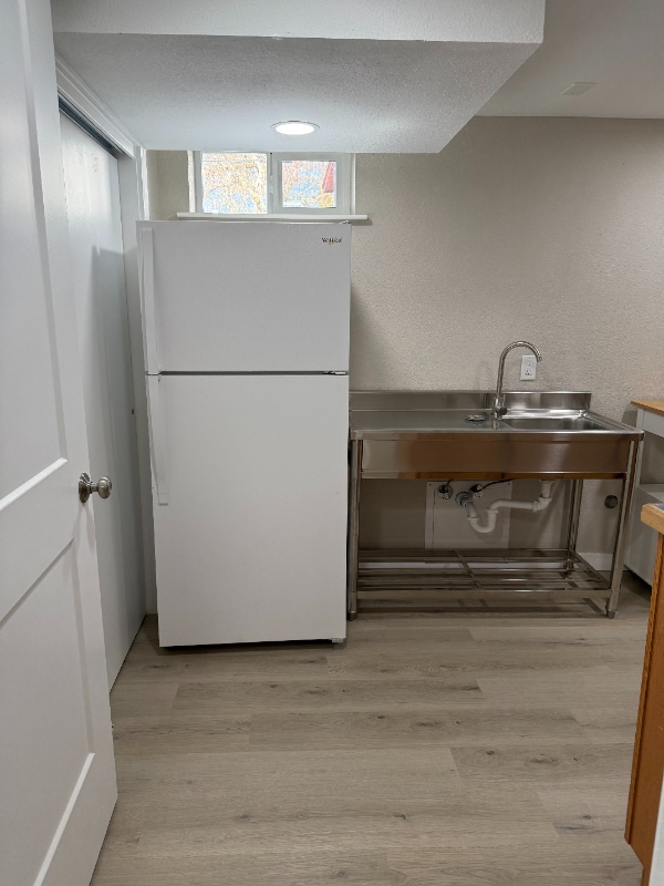 Photo - 628 Warren Ave Unit 2