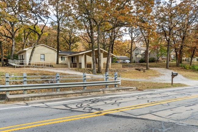 Photo - Gorgeous 5 bedroom, 2.5 bath House on a .8...