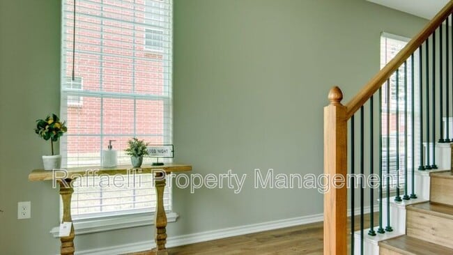 Photo - 2 Fernwood Dr