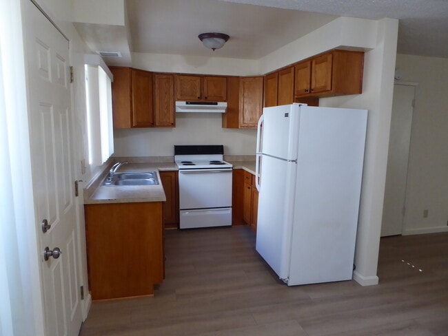 Photo - 240 Ellwood Beach Dr