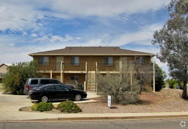 Building Photo - 2BR/2BA, 1024 sq.ft. condo in Sierra Vista...