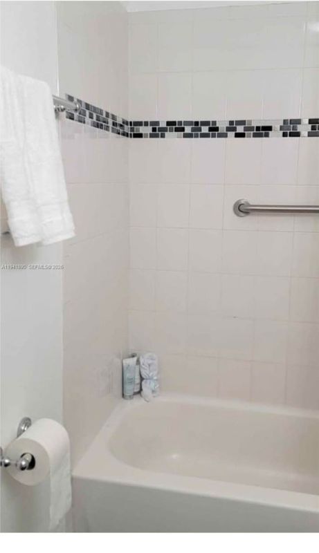 Photo - 2228 Polk St