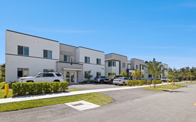 Photo - The Cloisters Miami