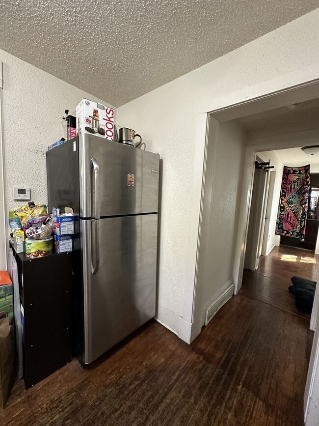 Photo - Whole House: 4 Bed 1 Bath close to UWEC! A...