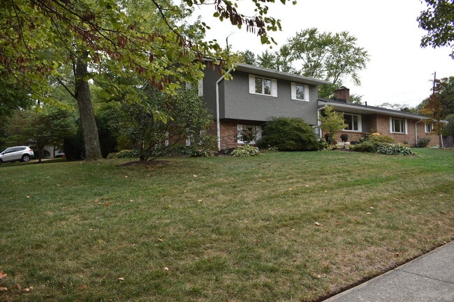 Photo - 1411 Zollinger Rd
