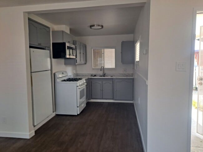 HALF OFF 1st MONTH! 2bedroom Duplex with ... - HALF OFF 1st MONTH!  2bedroom Duplex with ... Apartamento Unidad 822
