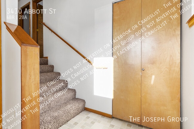 Photo - 3430 Abbott St