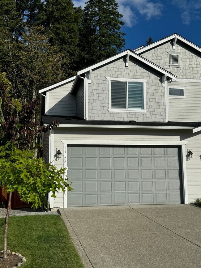 Building Photo - 13123 192nd Ave E