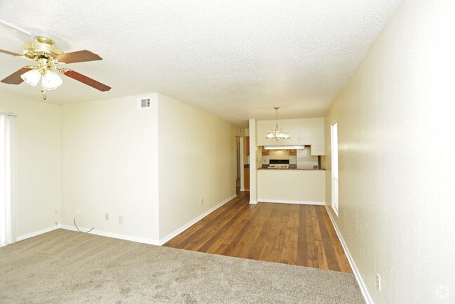 Whispering Oaks Apartments