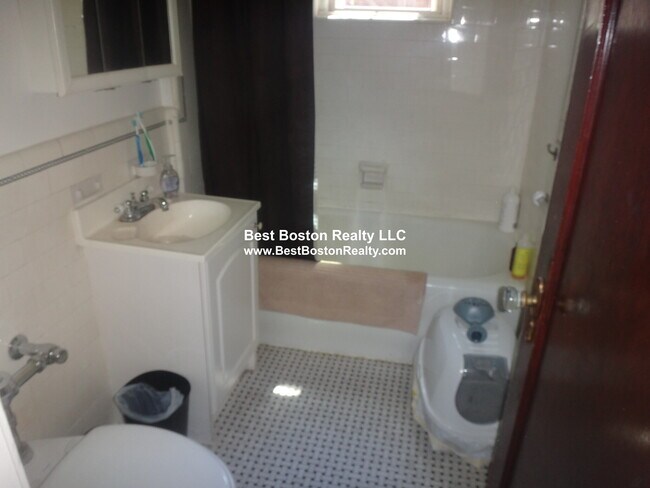 Photo - 119 College Ave Unit 36