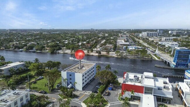 Photo - 105 S Riverside Dr Unit 303